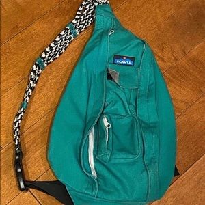 Kavu sling backpack NWOT
